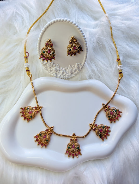 AUR054-  Traditional Necklace and Earring RubyGreen