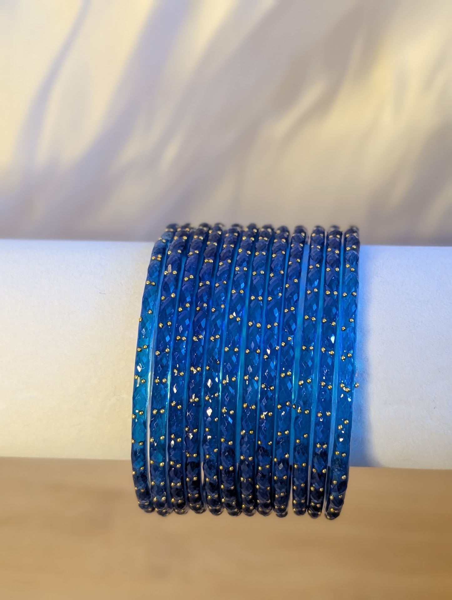 AUR 501 - Premium Raindrop Bangles