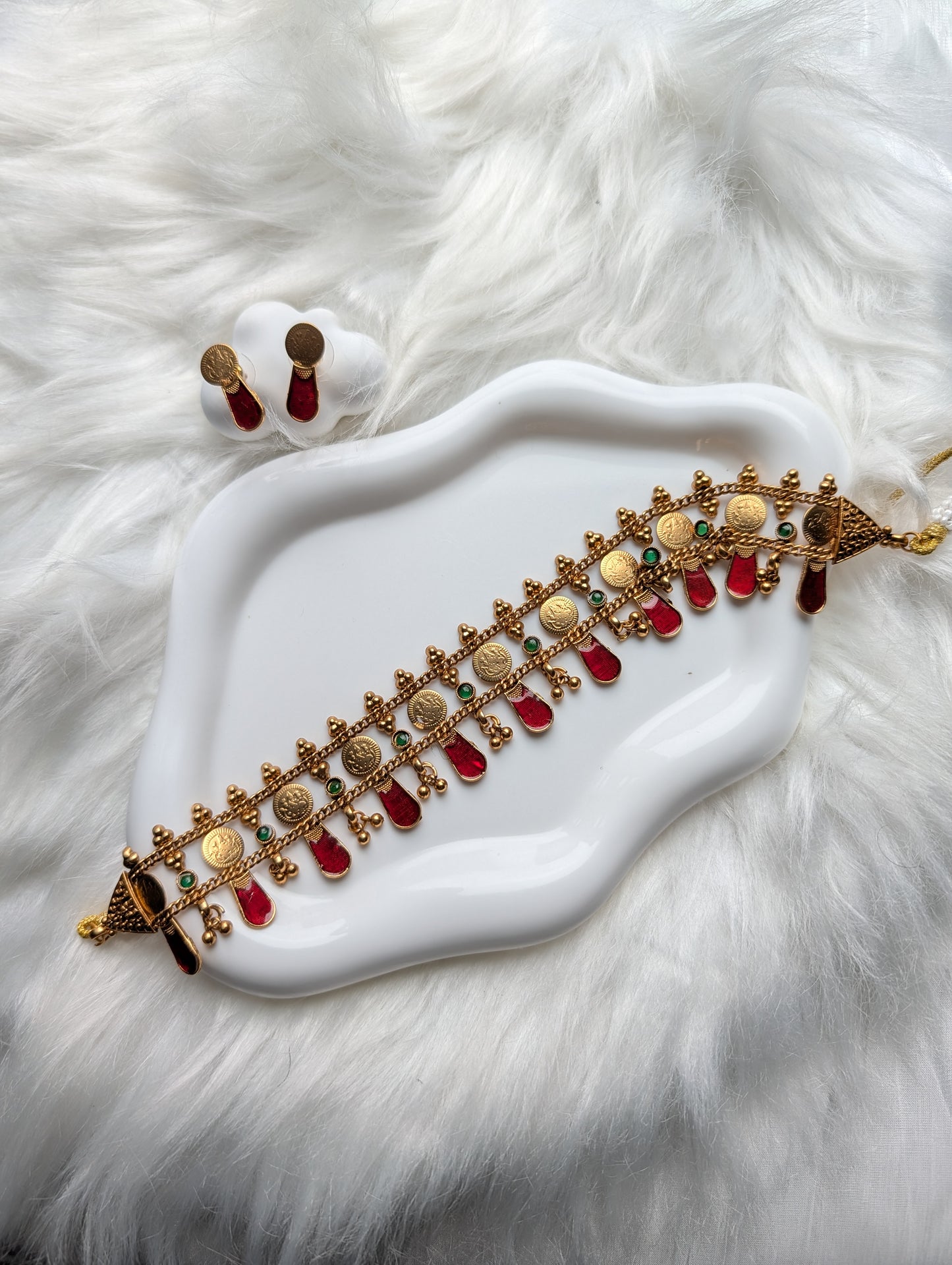 AUR082 - Traditional Choker Necklace and Earring