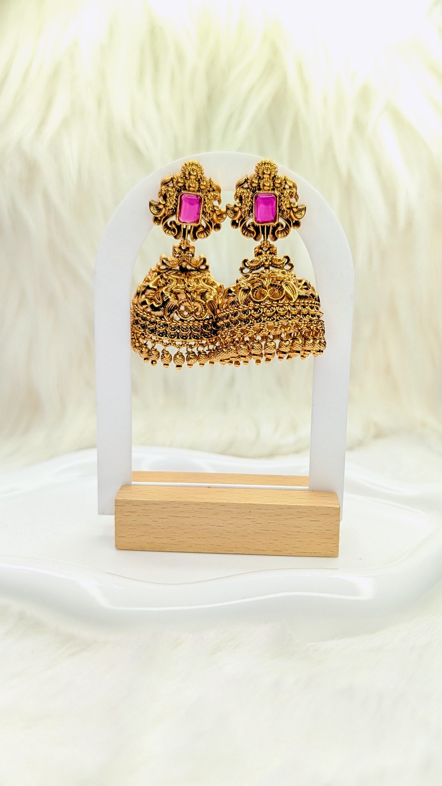 AUR117- Traditional Heavy Jhumka
