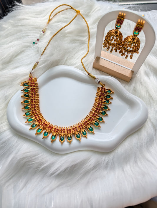 AUR056- Traditional Necklace Necklace and Earring