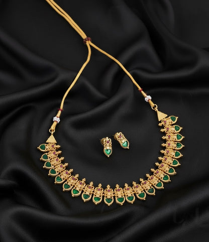 AUR026 - Kerala Traditional Jewelry Set with Earrings