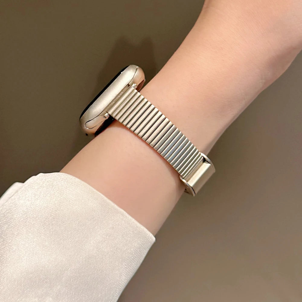 Stainless Steel Watch Bracelet Straps for Apple Watch Bands 46mm 42mm 44mm 49mm 45mm 41mm for Iwatch Series 9 SE 7 8 Ultra 2