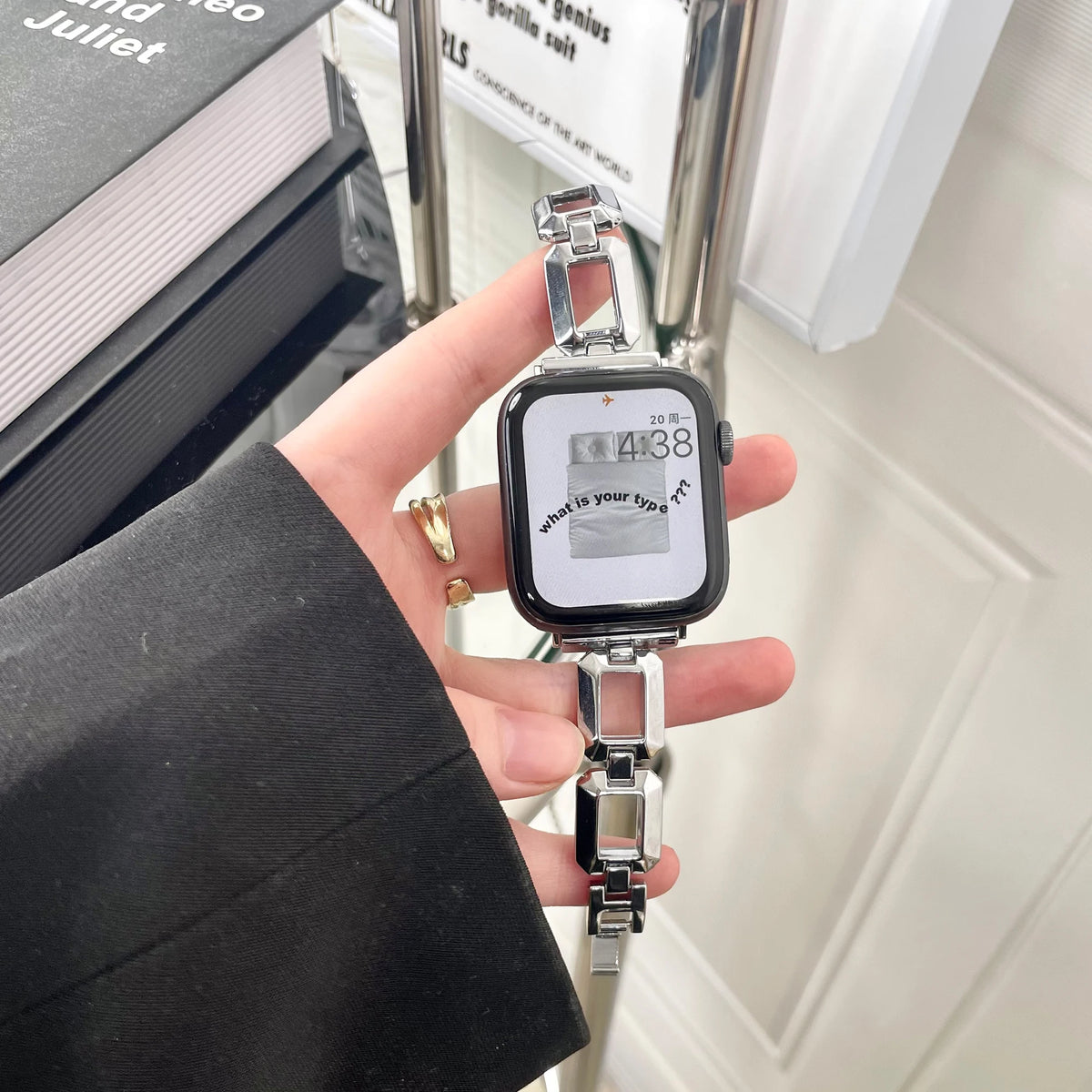 Luxury Women Jewelry Wristband for Iwatch Series 7 Se 6 5 4 3 2 1 Metal Strap for Apple Watch Band 44mm 42mm 40mm