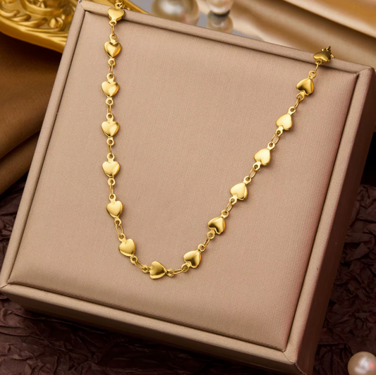AUR012 - Hearts Necklace