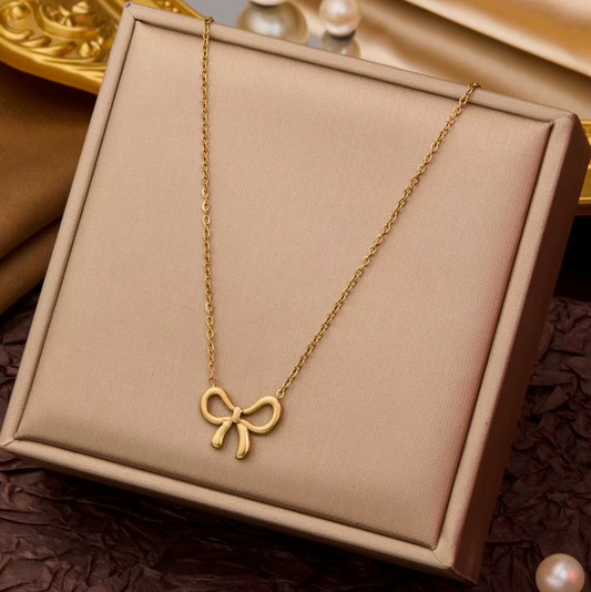 AUR016 - Bow Necklace