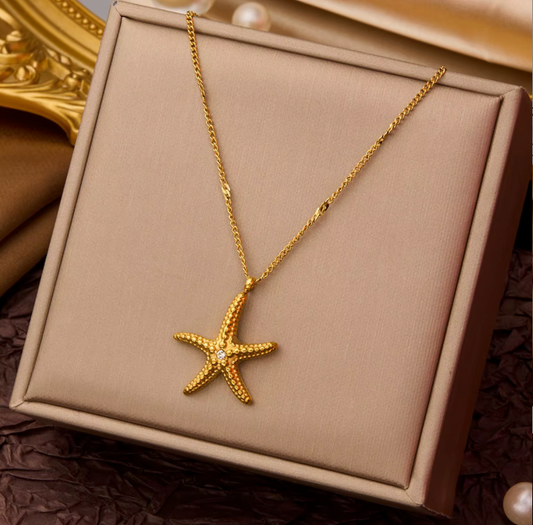 AUR002 - Starfish Pendant Necklace