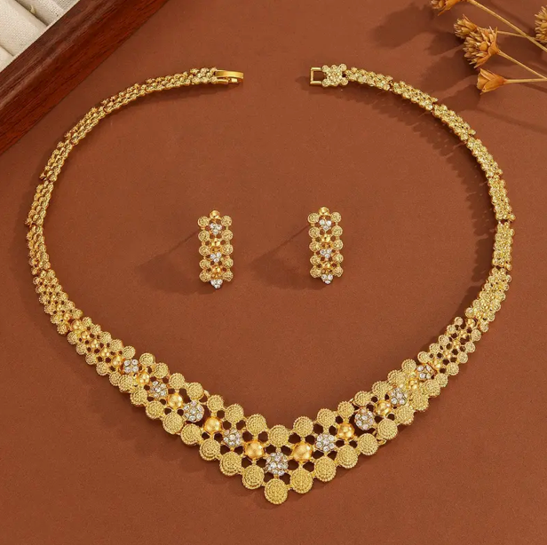AUR010 - Kerala Traditional Jewelry - Necklace and Earring Set