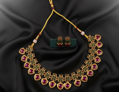 AUR038-Traditional Necklace and Earring
