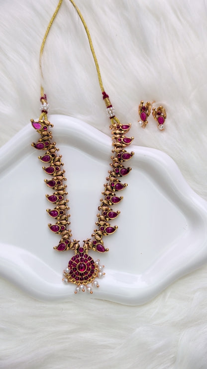 AUR035 - Kerala Traditional Jewelry Set - Ruby  Necklace and Earring Set