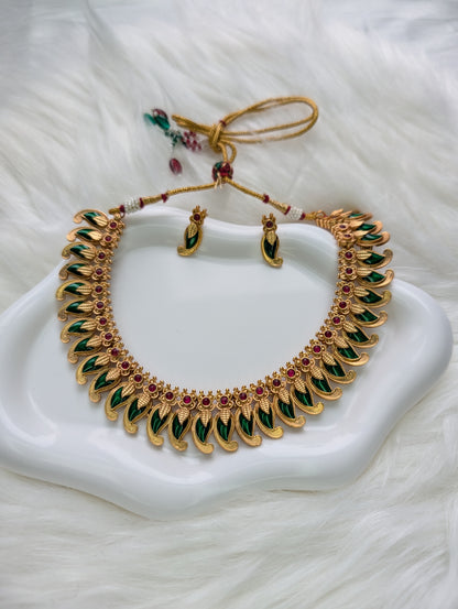 AUR034 - Kerala Traditional Jewelry Set -   Necklace and Earring Set