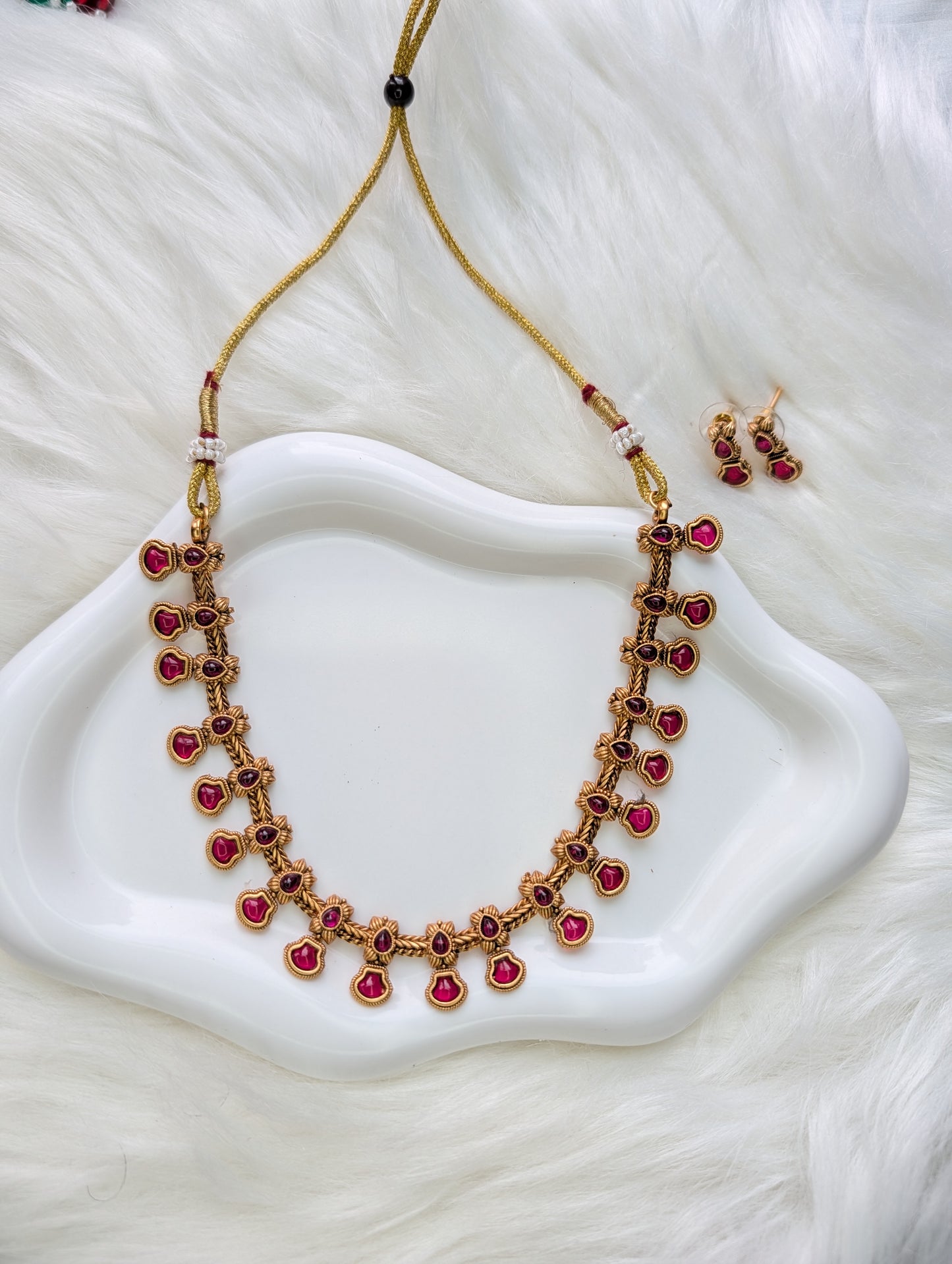 AUR079- Traditional Necklace and Earring