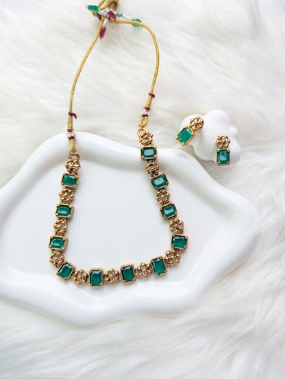 AUR234-   Necklace and Earrings Set