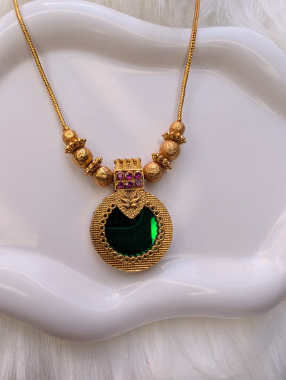 AUR052- Simple Traditional Necklace