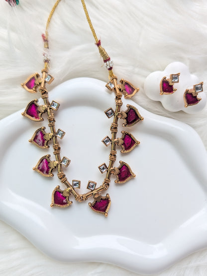 AUR0207- Traditional Necklace and Earrings
