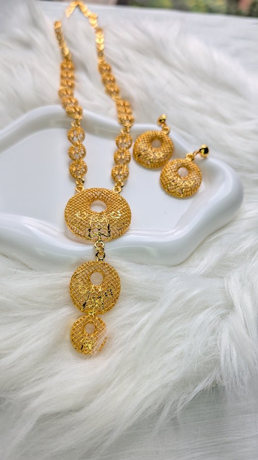 AUR072-  Necklace and Earring