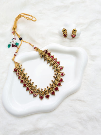 AUR071- Traditional Necklace and Earring
