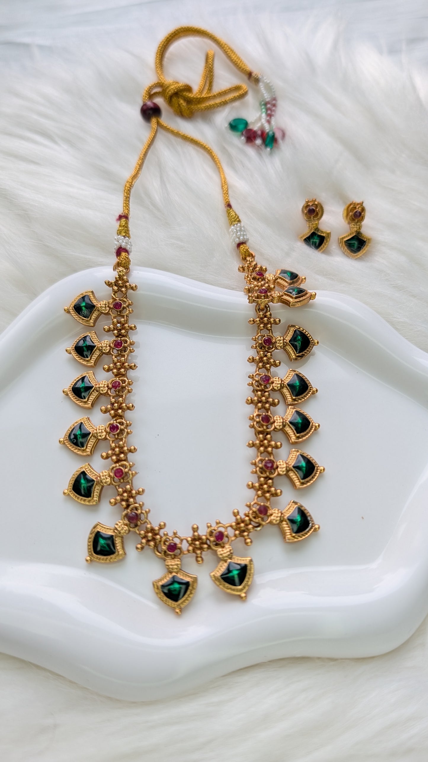 AUR081- Palakka Traditional Necklace and Earring