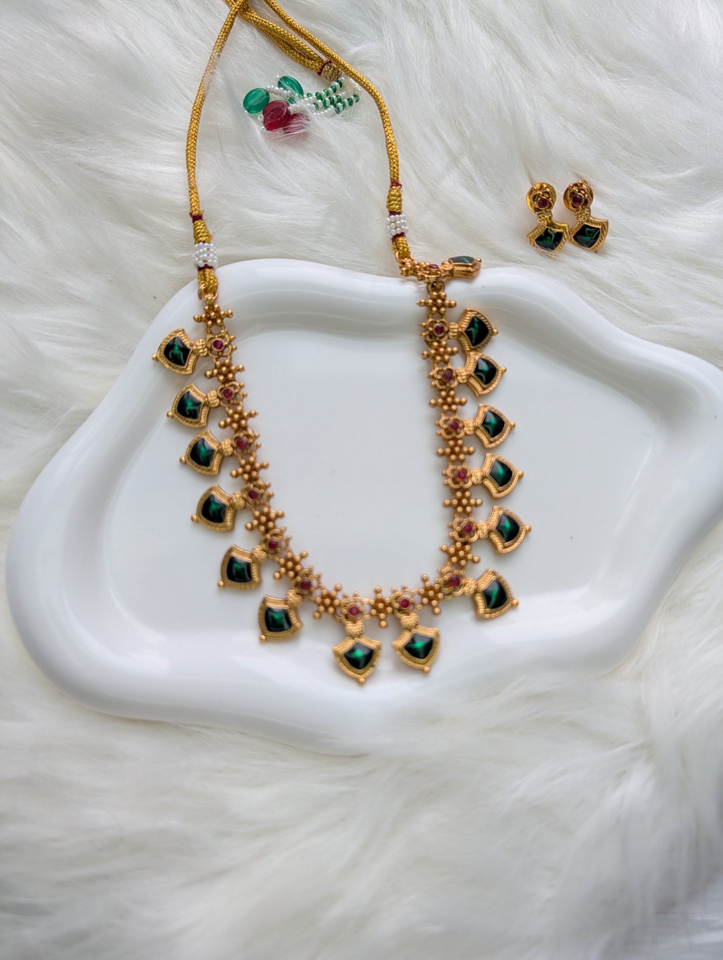 AUR081- Palakka Traditional Necklace and Earring