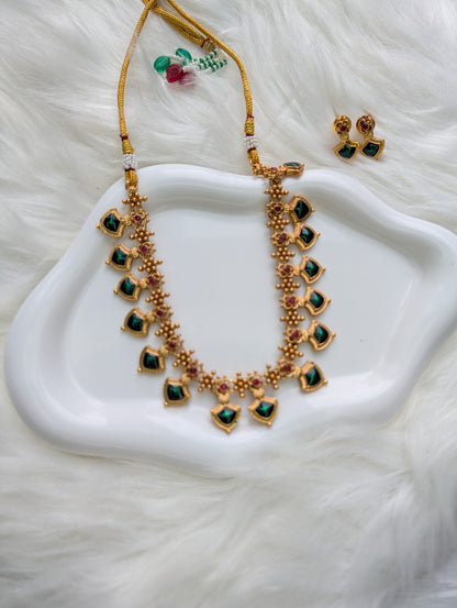 AUR081- Palakka Traditional Necklace and Earring