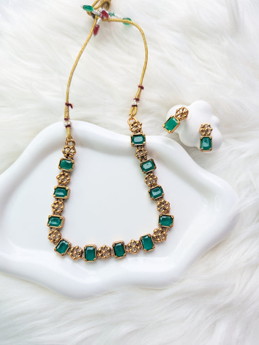 AUR234-   Necklace and Earrings Set