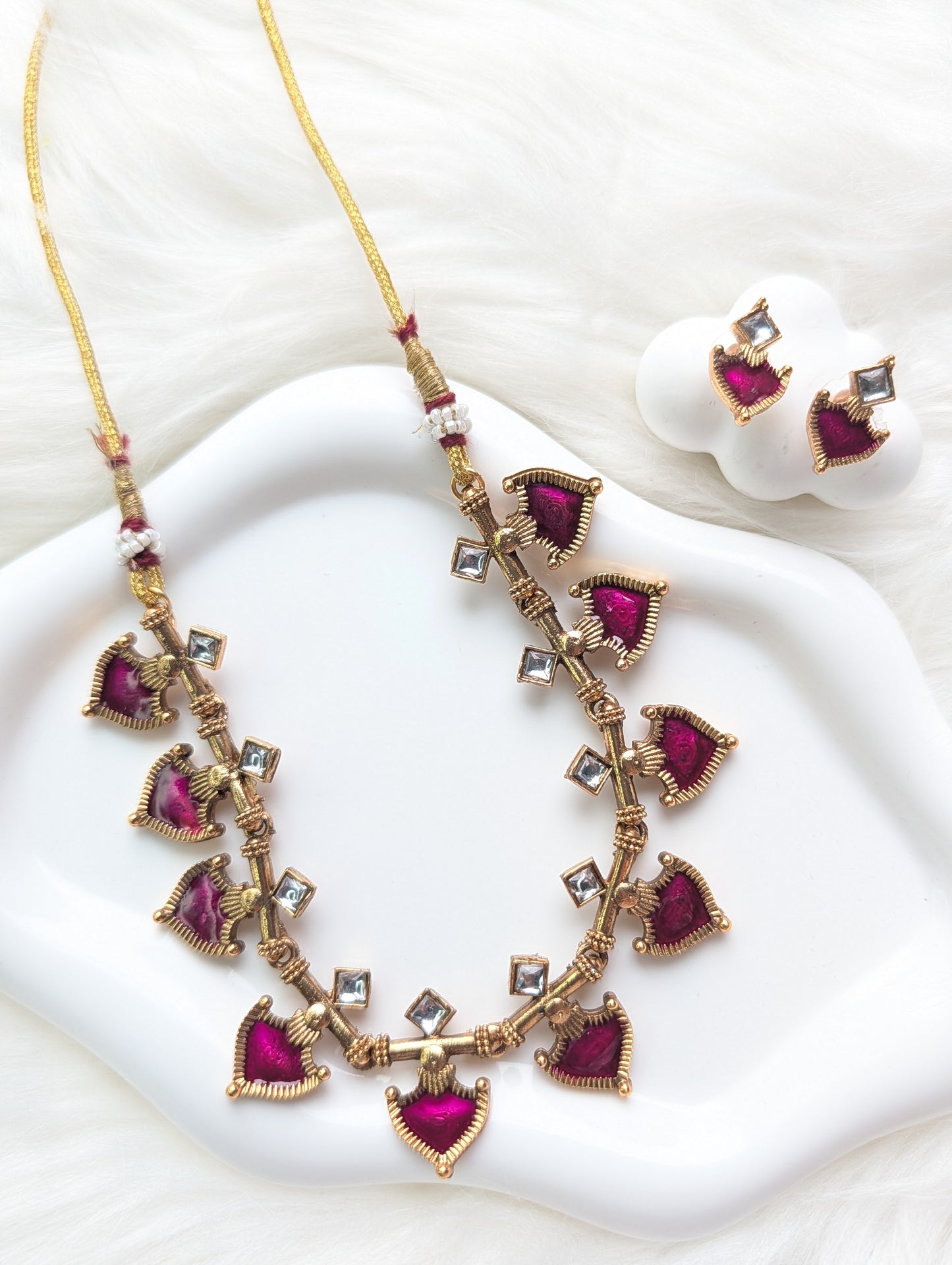 AUR0207- Traditional Necklace and Earrings