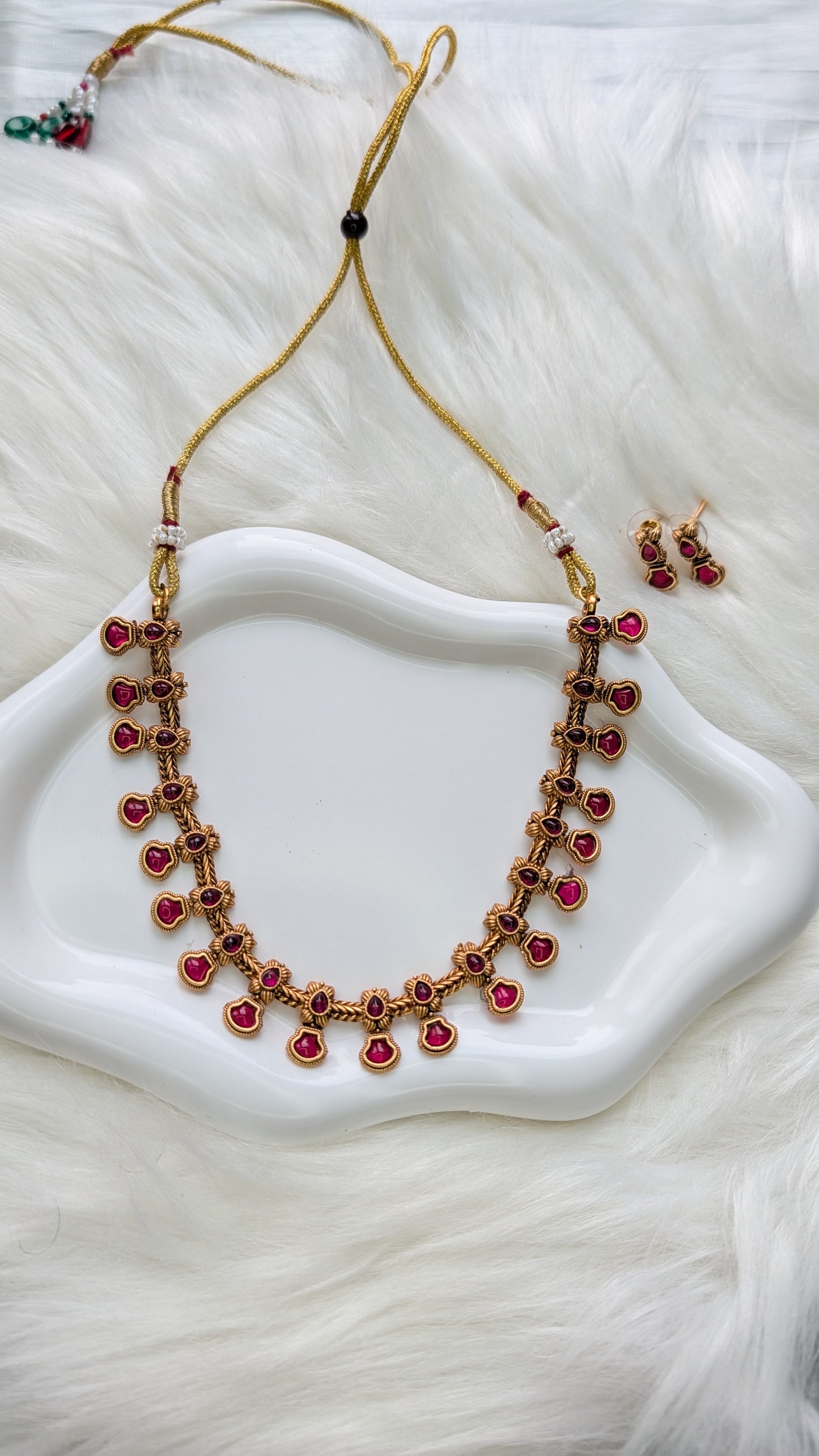 AUR079- Traditional Necklace and Earring