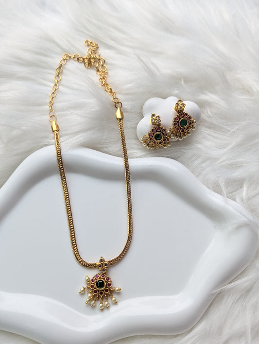 AUR220-  Necklace and Earrings