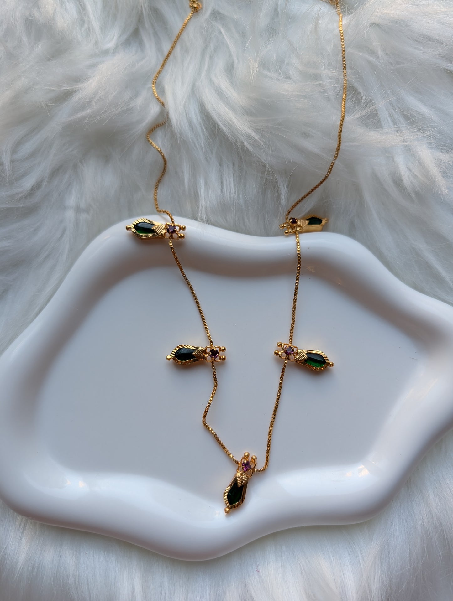 AUR053- Simple Traditional Necklace
