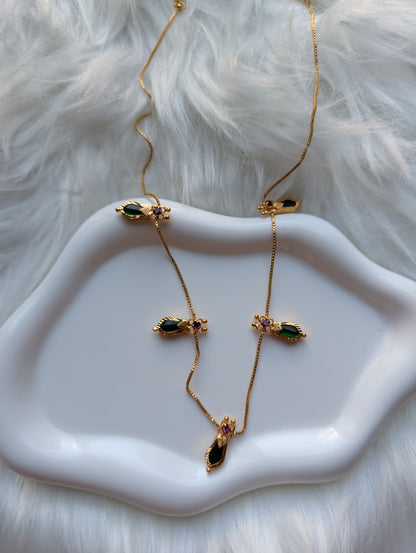 AUR053- Simple Traditional Necklace