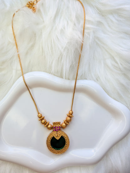 AUR052- Simple Traditional Necklace