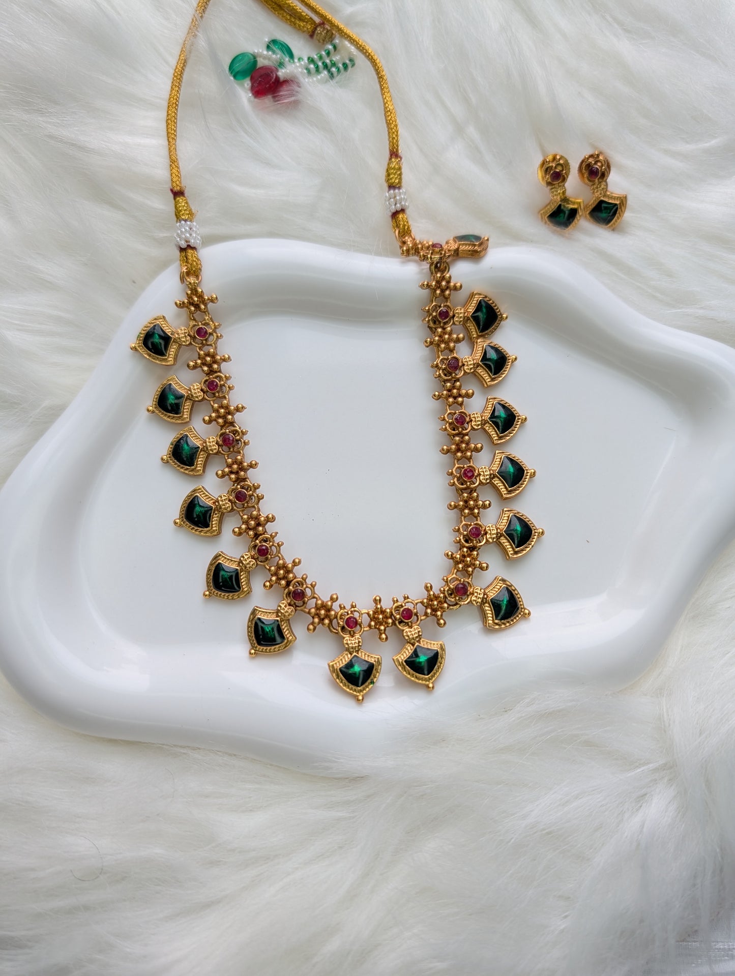AUR081- Palakka Traditional Necklace and Earring