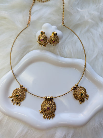 AUR043- Traditional Jewelry Set - Necklace and Earring