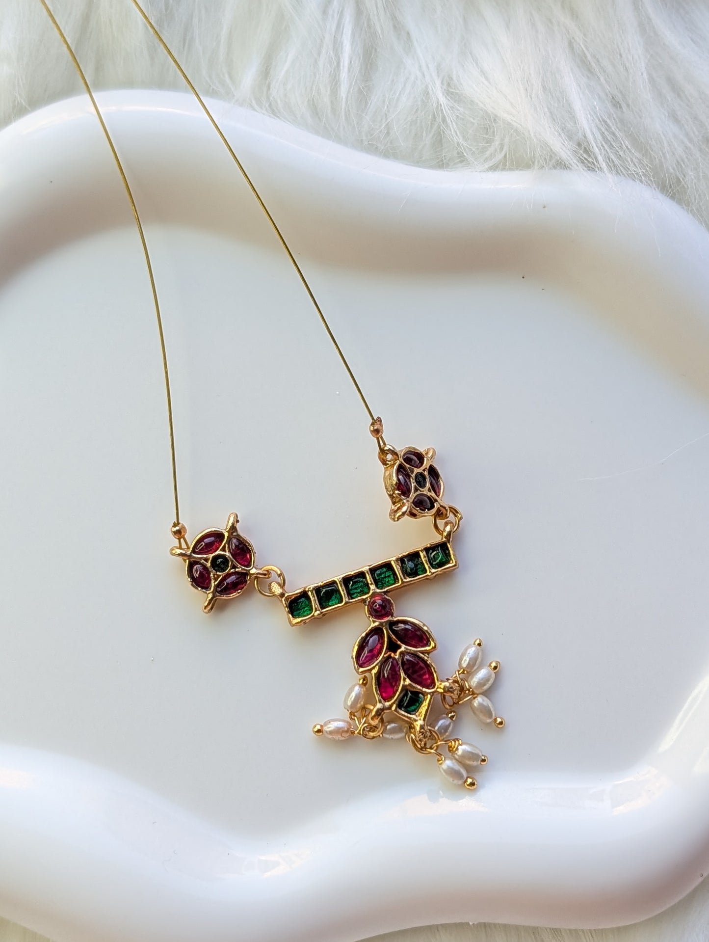 AUR055-  Invisible Chain - Necklace and Earring