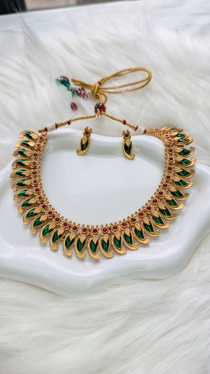AUR034 - Kerala Traditional Jewelry Set -   Necklace and Earring Set