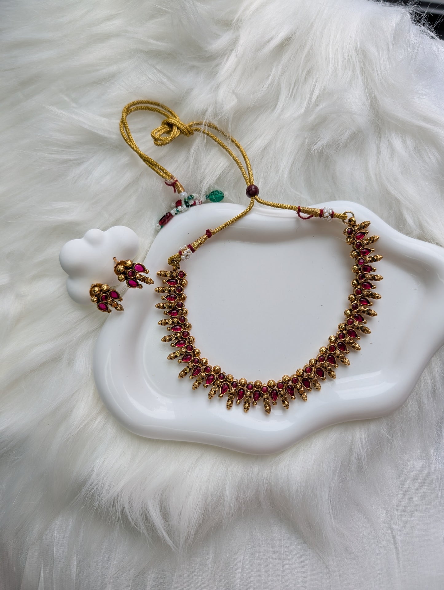 AUR080- Traditional Necklace and Earring
