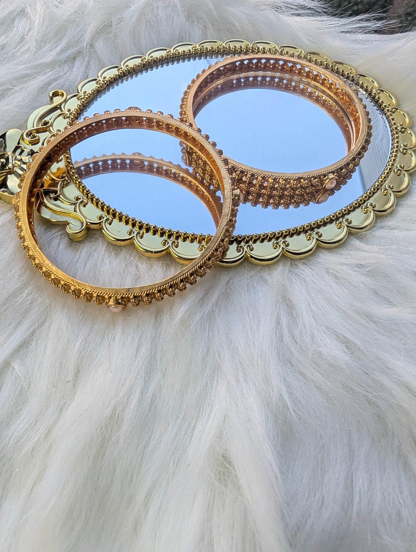 AUR061 - Traditional Bangle White Pearl (2 in a set)
