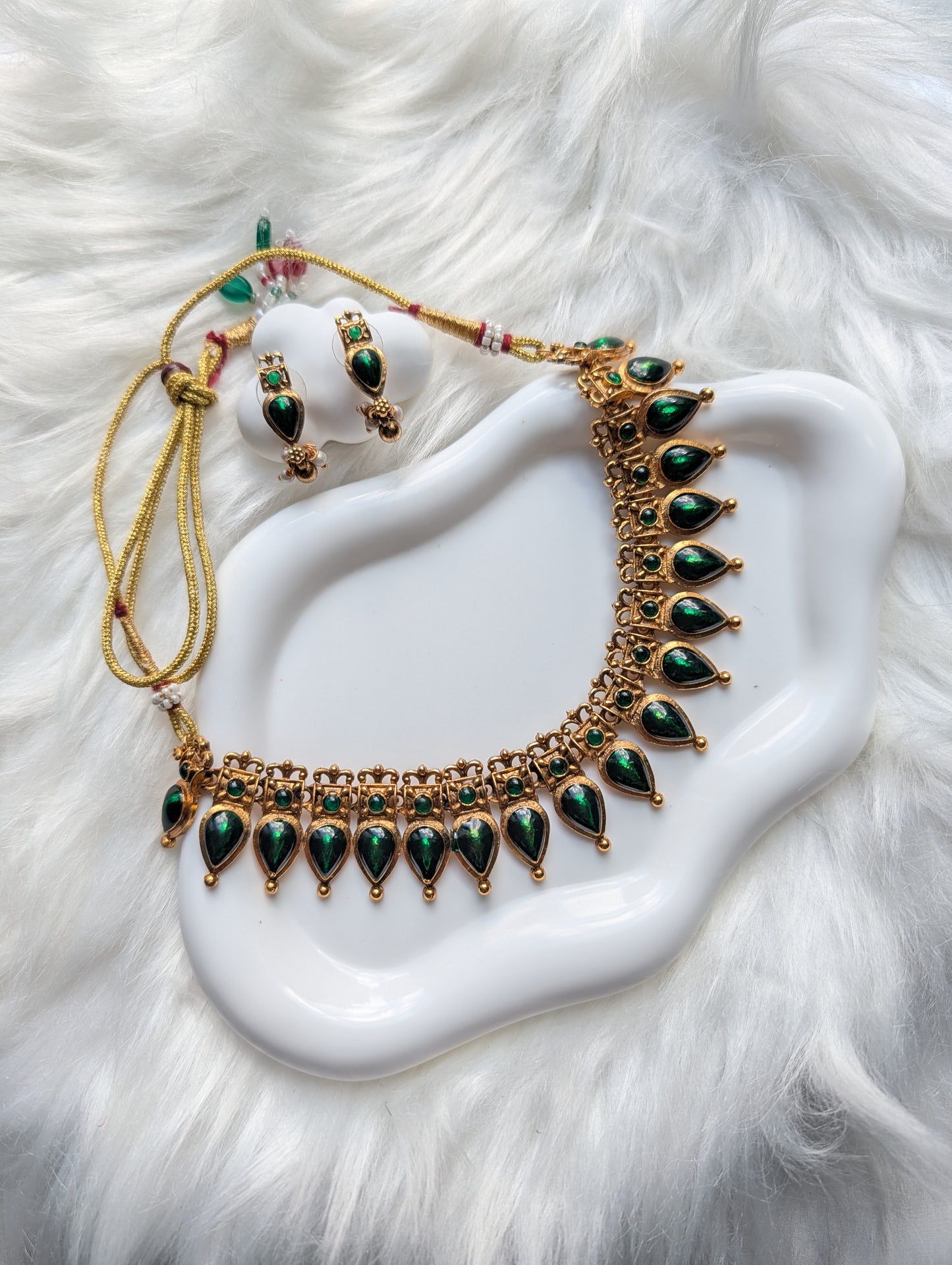 AUR086- Traditional  Necklace and Earring
