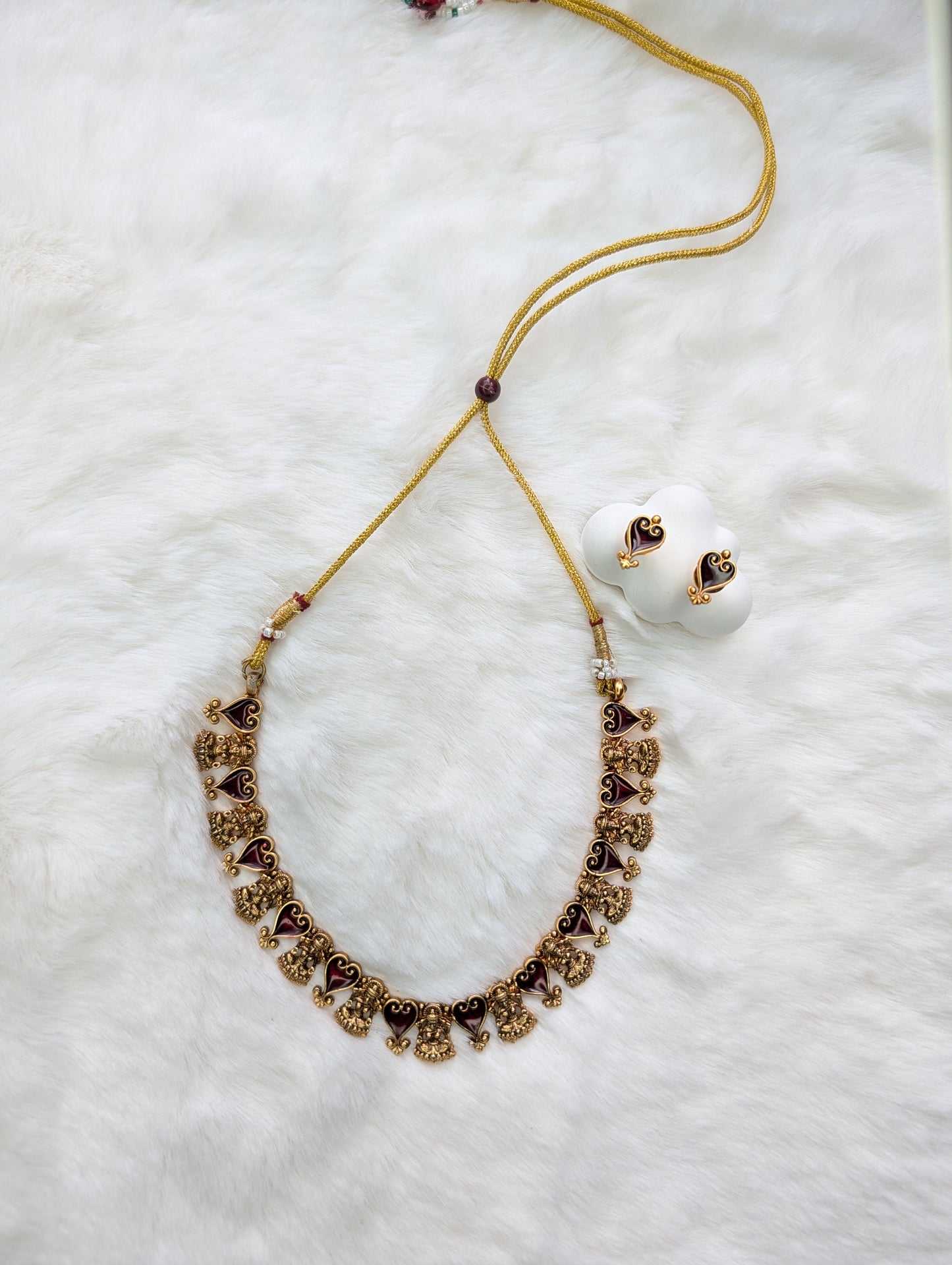 AUR097-  Necklace and Earring
