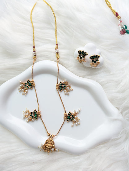 AUR0211- Lotus Traditional Necklace and Earrings