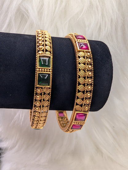 AUR112- Ruby Green Stone Bangle