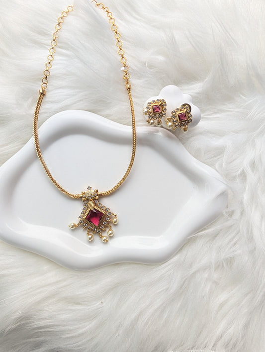 AUR223-  Stone Necklace and Earrings Set
