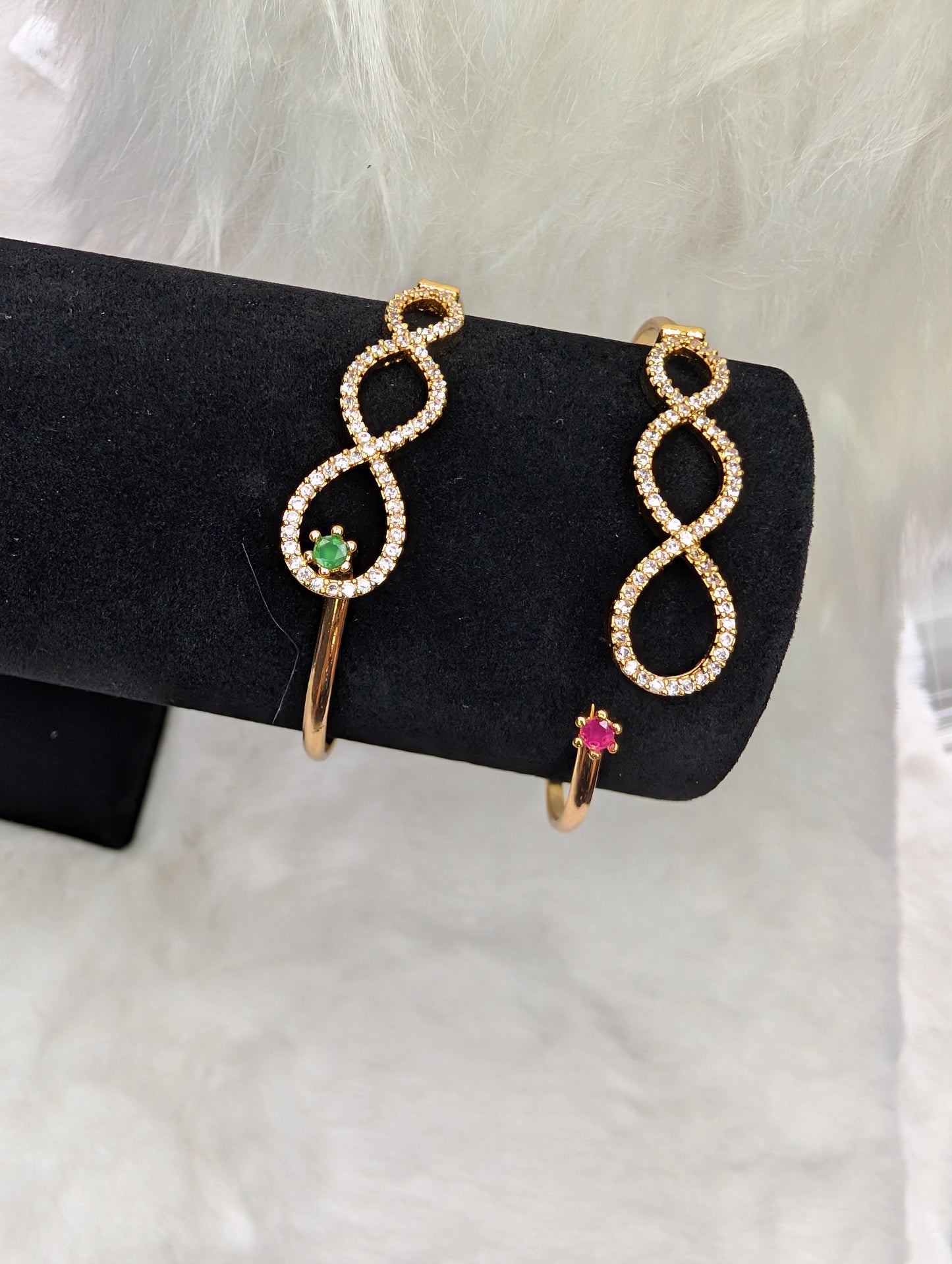 AUR115- Cuff Stone Bangle