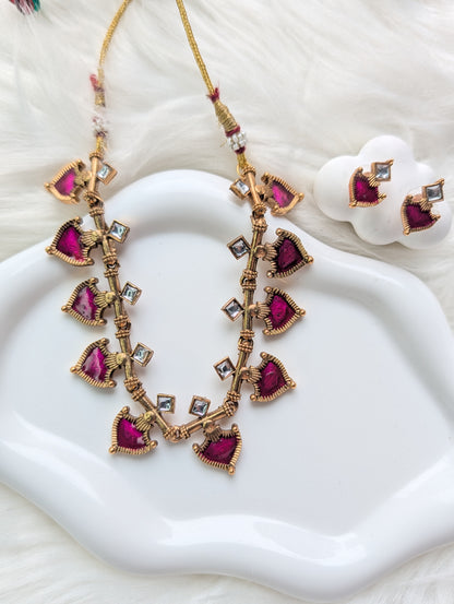 AUR0207- Traditional Necklace and Earrings