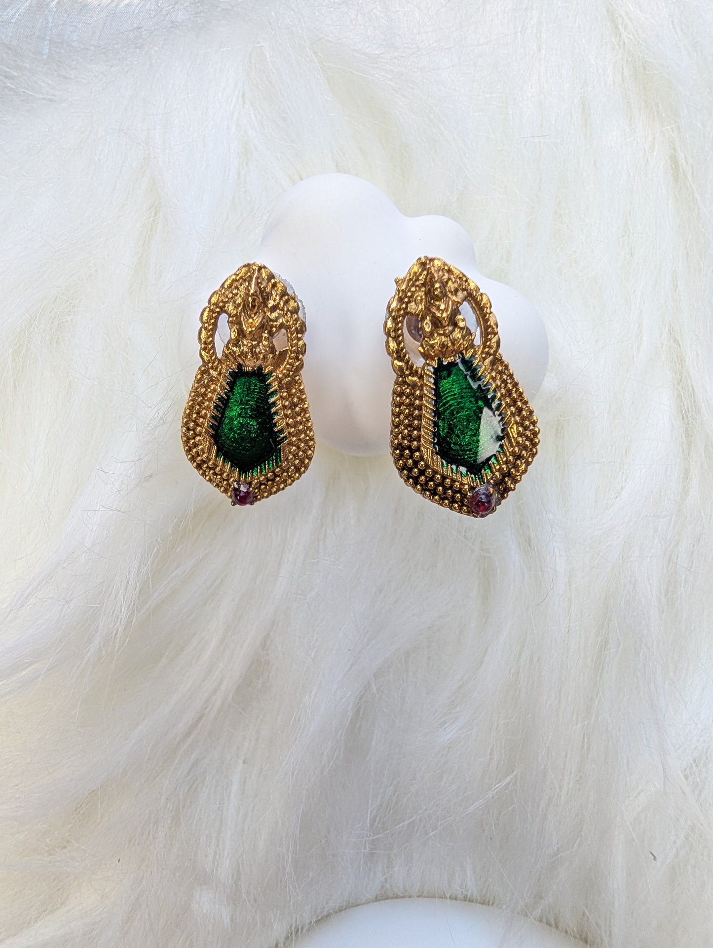 AUR051- Simple Temple Jewelry -Necklace and Earring