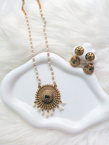 AUR0208- Semi long Traditional Necklace and Earrings