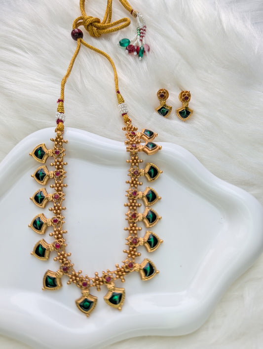 AUR081- Palakka Traditional Necklace and Earring