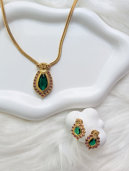 AUR228-  Stone Necklace and Earrings Set