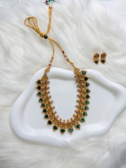 AUR071- Traditional Necklace and Earring